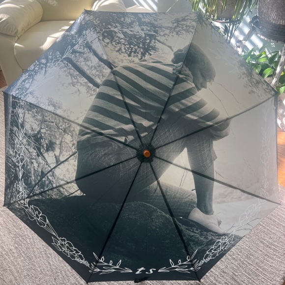 Taylor Swift Please Picture Me Umbrella Folklore Holiday Collection Seven - Picture 3 of 11